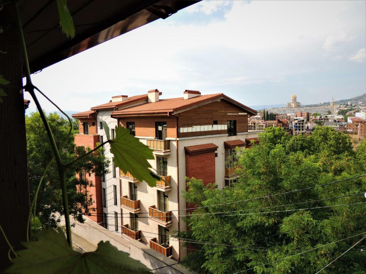 Sunny Tiflis Hotel Exterior foto